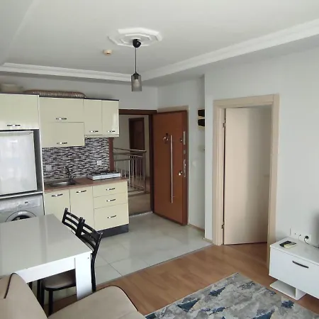 Kampus Apart 3 *